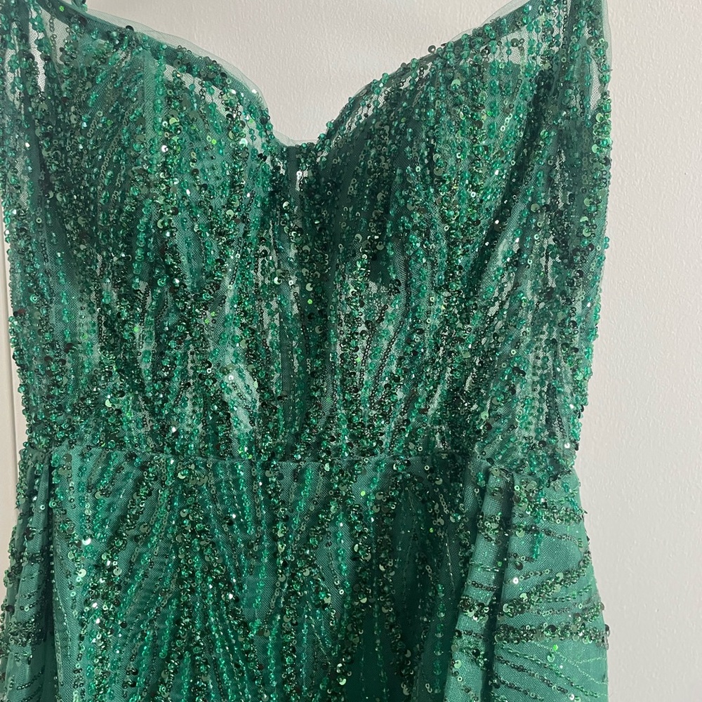 Elegant Green Sequin Gown